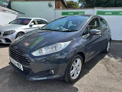 Midnight sky metallic Used 2014 Ford Fiesta Zetec Hatchback | £6,495 (Fair price)