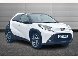 Pure white with black Used 2023 Toyota Aygo Hatchback | £12,901 (Fair price)