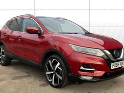 Red Used 2017 Nissan Qashqai Tekna SUV | £12,283 (Fair price)