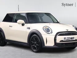White Used 2022 Mini Cooper Classic Hatchback | £18,000 (Fair price)