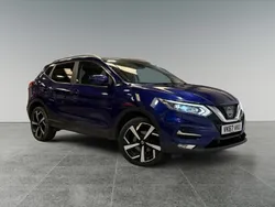 Blue Used 2017 Nissan Qashqai Tekna SUV | £11,199 (Fair price)