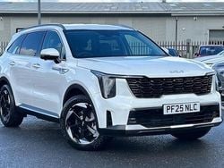 White New 2025 Kia Sorento 2 SUV | £44,139 (Fair price)