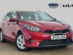 Infra red Used 2025 Kia Ceed Sportswagon Estate | £17,995 (Fair price)
