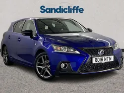 Lexus CT200h