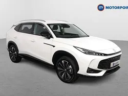 White New 2025 MG HS Trophy SUV | £22,999 (Expensive)