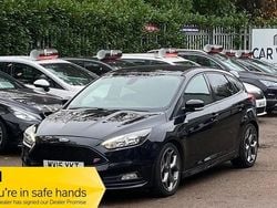 Black Used 2015 Ford Focus ST Hatchback | £9,294 (Good price)