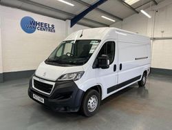 White Used 2023 Peugeot Boxer Premium Van | £15,090 (Good price)