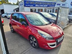 Red Used 2012 Renault Scénic III Bose Edition MPV | £2,250 (Fair price)