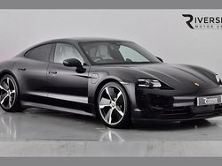 Jet black Used 2021 Porsche Taycan Performance Package Sedan | £48,490 (Fair price)