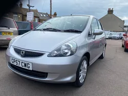 Silver Used 2008 Honda Jazz SE Hatchback | £5,995 (Expensive)