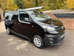 Black Used 2020 Vauxhall Vivaro Van | £9,495 (Good price)