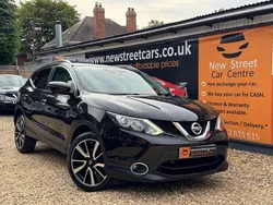 Black Used 2015 Nissan Qashqai Tekna SUV | £11,184 (Fair price)