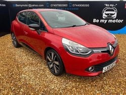 Red Used 2015 Renault Clio IV Dynamique Hatchback | £4,199 (Good price)