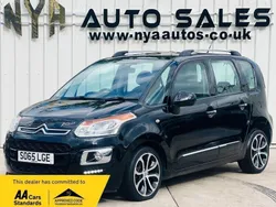 Black Used 2015 Citroën C3 Picasso SELECTION MPV | £5,499 (Fair price)
