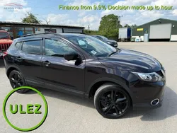 Black Used 2016 Nissan Qashqai Tekna SUV | £7,795 (Fair price)