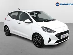 White Used 2024 Hyundai i10 Premium Hatchback | £14,999 (Fair price)