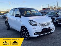 White Used 2016 Smart ForFour Premium Hatchback | £7,995 (Fair price)