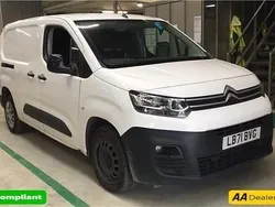 White Used 2021 Citroën Berlingo MPV | £9,499 (Fair price)