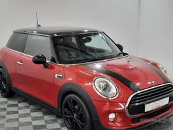 Red Used 2017 Mini Cooper D Hatch Hatchback | £8,980 (Expensive)