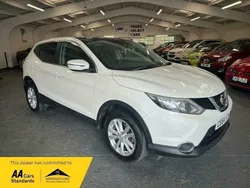 White Used 2014 Nissan Qashqai Acenta Premium SUV | £6,000 (Expensive)
