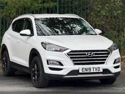 White Used 2019 Hyundai Tucson SE SUV | £10,399 (Super price)