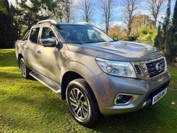 Grey Used 2018 Nissan Navara Tekna Pickup | £14,000 (Fair price)