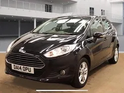 Black Used 2014 Ford Fiesta Zetec Hatchback | £5,495 (Good price)