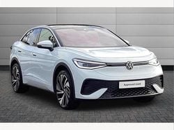 White Used 2025 VW ID.5 Pro SUV | £29,650 (Fair price)