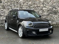 Black Used 2018 Mini Cooper Countryman Exclusive SUV | £13,490 (A bit pricey)