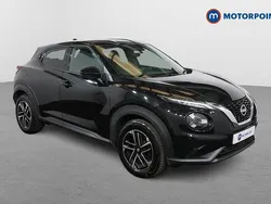 Black Used 2024 Nissan Juke N-Connecta SUV | £17,999 (Fair price)
