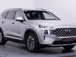 Silver Used 2022 Hyundai Santa Fe Premium SUV | £28,044 (Good price)