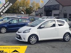 White Used 2013 Toyota Aygo Hatchback | £4,495 (Fair price)