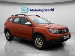 Orange Used 2022 Dacia Duster Comfort SUV | £12,300 (Fair price)