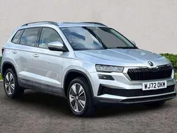 Brilliant silver metallic Used 2022 Skoda Karoq SE Drive SUV | £17,374 (Fair price)