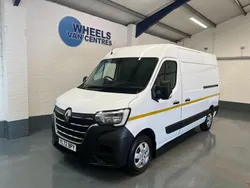 White Used 2023 Renault Master Business Van | £16,990 (Good price)