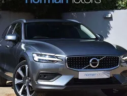 Used 2022 Volvo V60 CC Estate | £28,995 (Fair price)