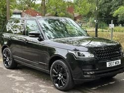 Used 2017 Land Rover Range Rover Vogue SE SUV | £19,495 (Good price)