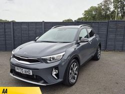 Grey Used 2020 Kia Stonic SUV | £13,995 (Fair price)
