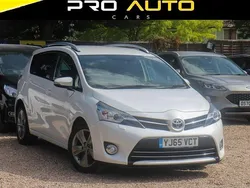White Used 2015 Toyota Verso MPV | £7,150 (Fair price)