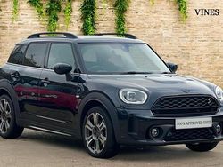 Black Used 2022 Mini Cooper S Countryman Exclusive SUV | £25,995 (Fair price)