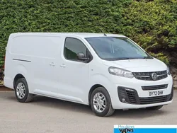 White Used 2022 Vauxhall Vivaro Sportive Van | £15,450 (Fair price)