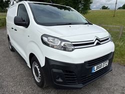 White Used 2019 Citroën Dispatch MPV | £11,990 (Fair price)
