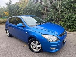 Blue Used 2010 Hyundai i30 Comfort Hatchback | £1,550 (Good price)