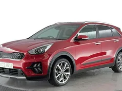 Red Used 2022 Kia Niro 3 SUV | £15,070 (Good price)