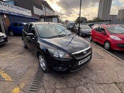 Black Used 2010 Ford Focus Zetec Hatchback | £3,150 (Fair price)