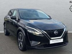 Black Used 2022 Nissan Qashqai N-Connecta SUV | £21,344 (Fair price)