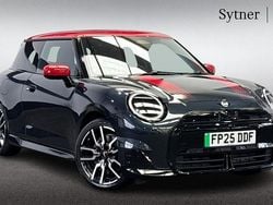 Grey Used 2025 Mini Cooper Hatch Hatchback | £31,000