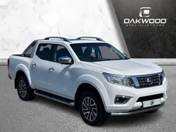 White Used 2017 Nissan Navara S Pickup | £16,995 (Fair price)