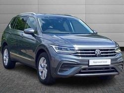 Grey Used 2024 VW Tiguan Allspace Life SUV | £27,450 (Fair price)