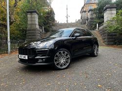Black Used 2017 Porsche Macan S SUV | £25,890 (Fair price)